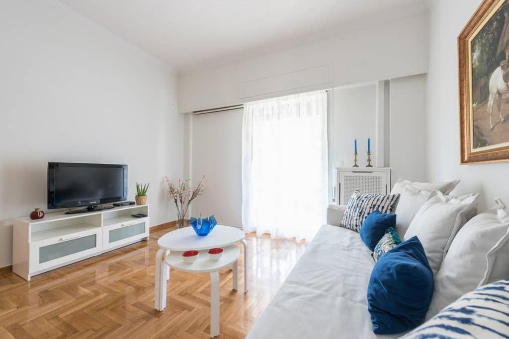 New! Bright & Remodeled 1Bed Apt 2Min Walk To Acropolis Athen Eksteriør billede