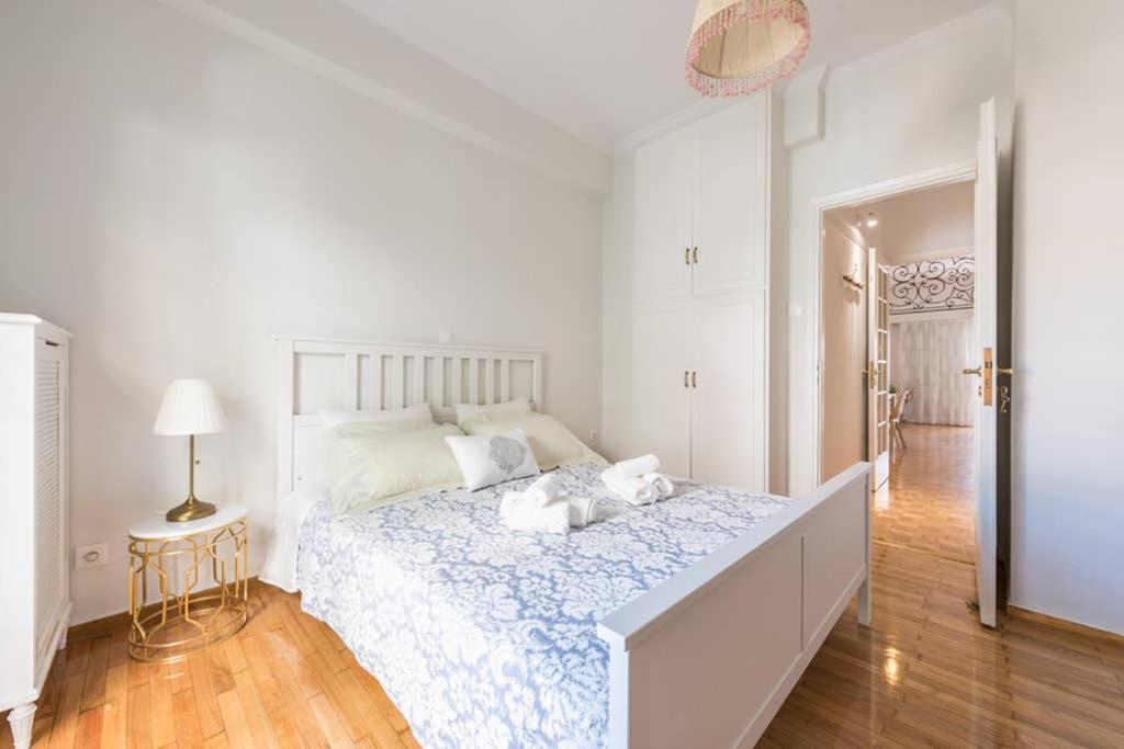 New! Bright & Remodeled 1Bed Apt 2Min Walk To Acropolis Athen Eksteriør billede