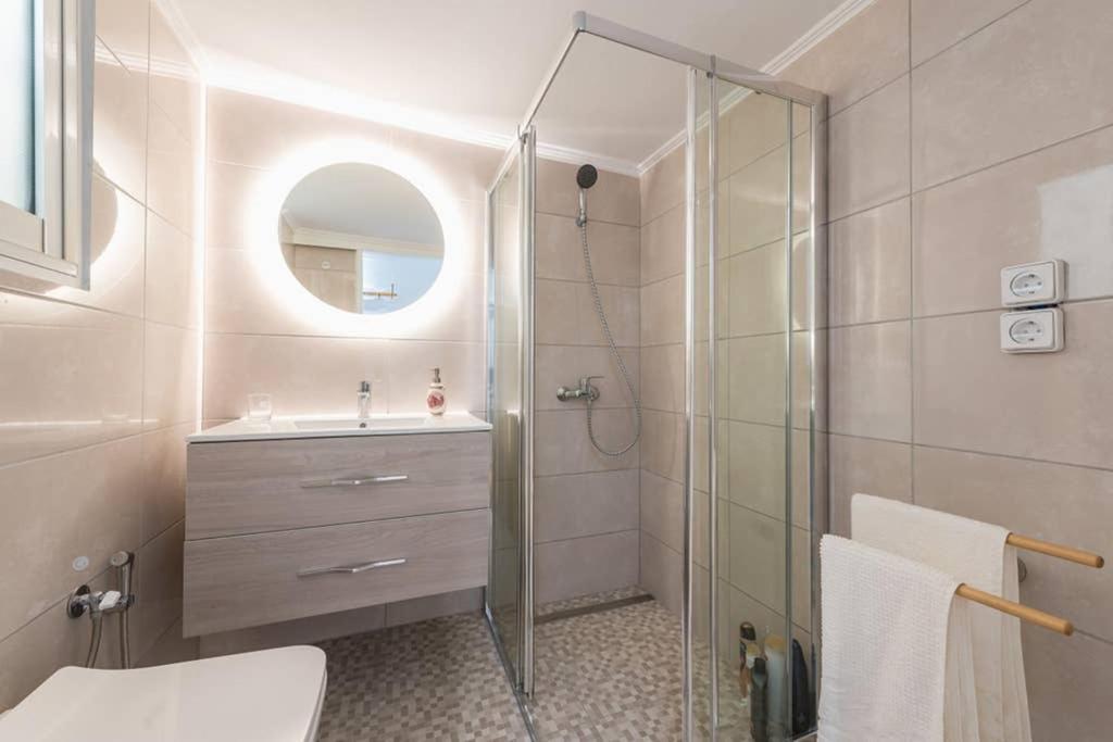 New! Bright & Remodeled 1Bed Apt 2Min Walk To Acropolis Athen Eksteriør billede