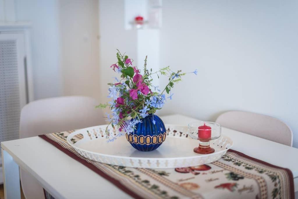 New! Bright & Remodeled 1Bed Apt 2Min Walk To Acropolis Athen Eksteriør billede
